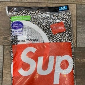 Supreme x Hanes Tees